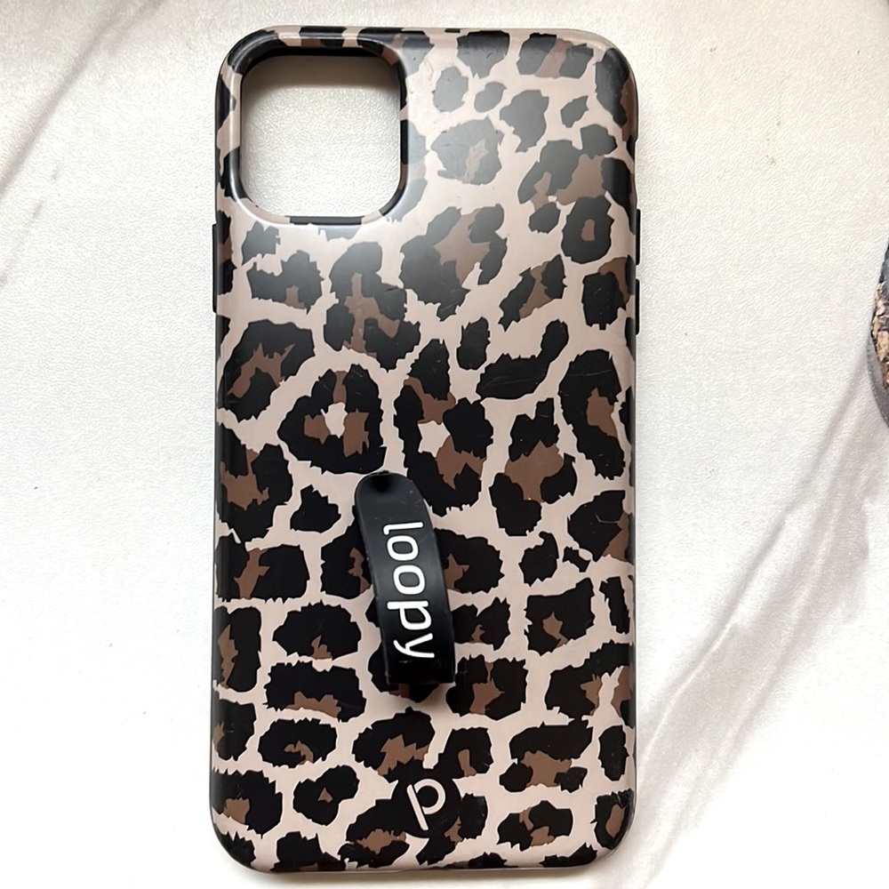 Loopy phone case